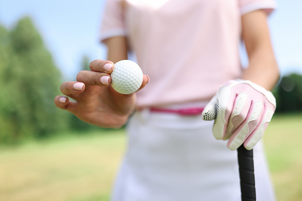 ゴルフボールだけでこんなに変わる 飛距離が伸びる 女性におすすめのアイテム とは Dunlop Golfing World