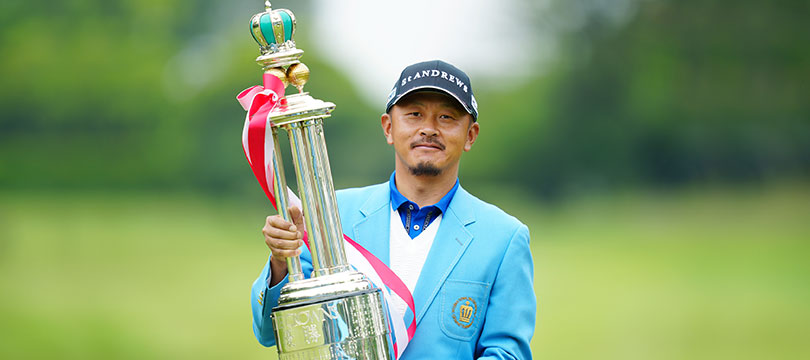 スリクソン Z-STARシリーズ』、堂々の1・2・3フィニッシュ！ ～ 岩田