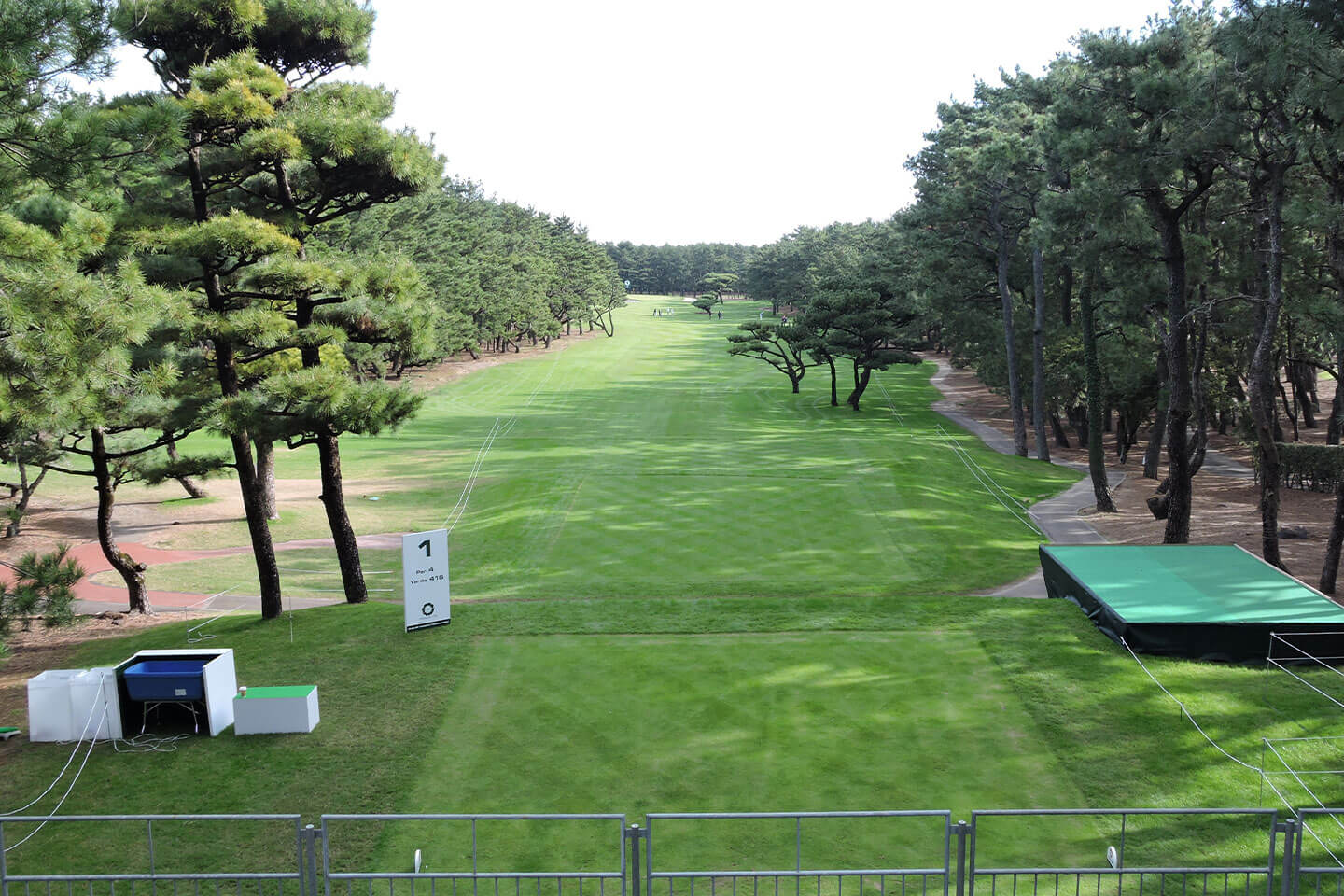 《ダンロップ契約プロたちの練習日の様子をレポート》TEAMスリクソン in ダンロップフェニックストーナメント VOL.1