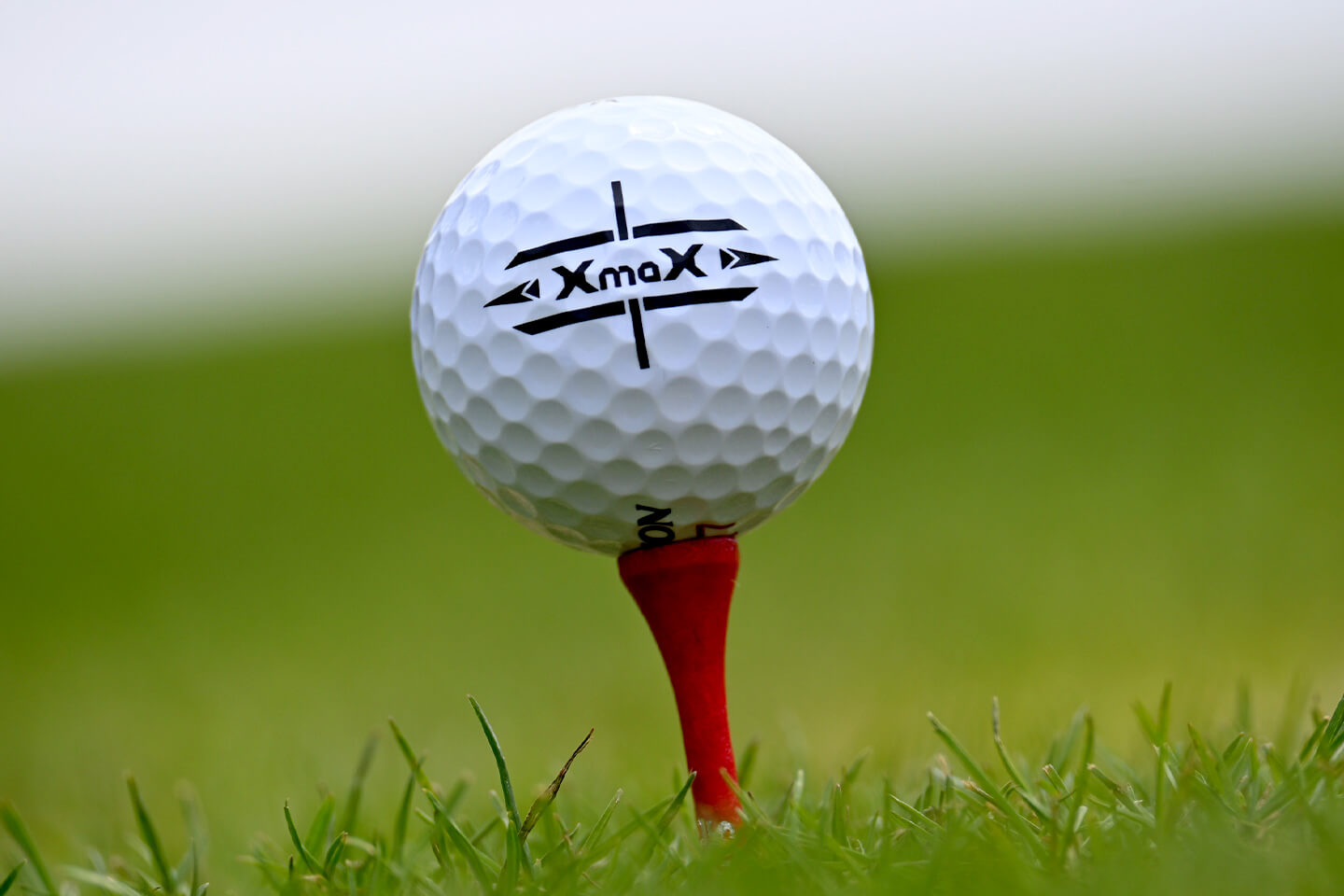 《磨きがかかったマッハの初速で、マックスな飛びを更新！》NEW『スリクソン XmaX』デビュー！