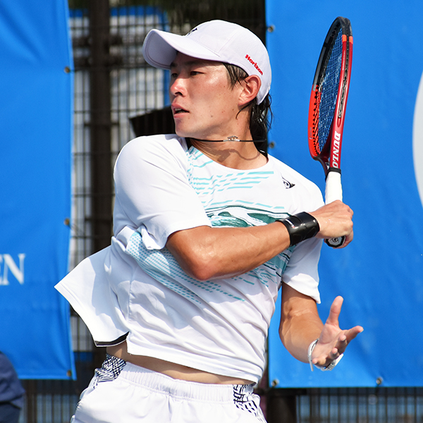 Yuta Kikuchi（JPN） | 契約プロ | プレーヤー | DUNLOP TENNIS NAVI